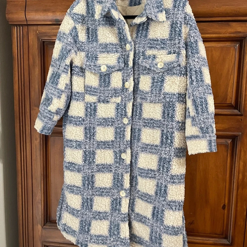 Plaid Sherpa Jacket Mable Shacket - Picture 2 of 8